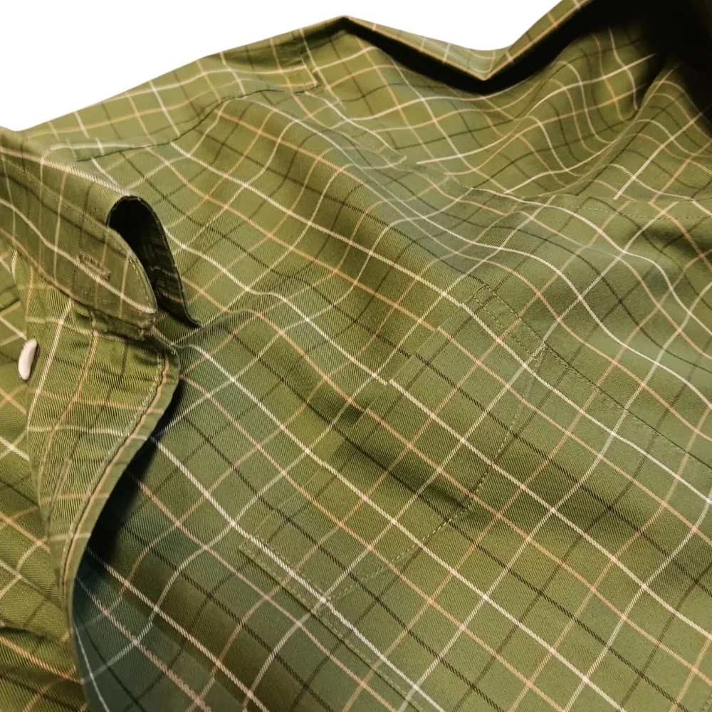 L.L. BEAN MEN'S SIZE XL TRADITIONAL FIT LONG SLEEVE GREEN PLAID DRESS SHIRT. - Picture 3 of 6